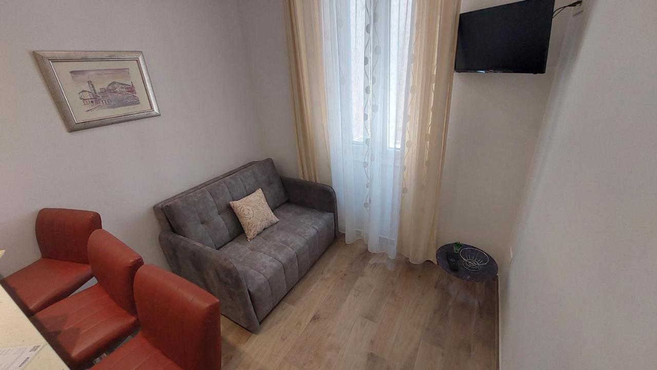 Apartment 3m Peristil Split