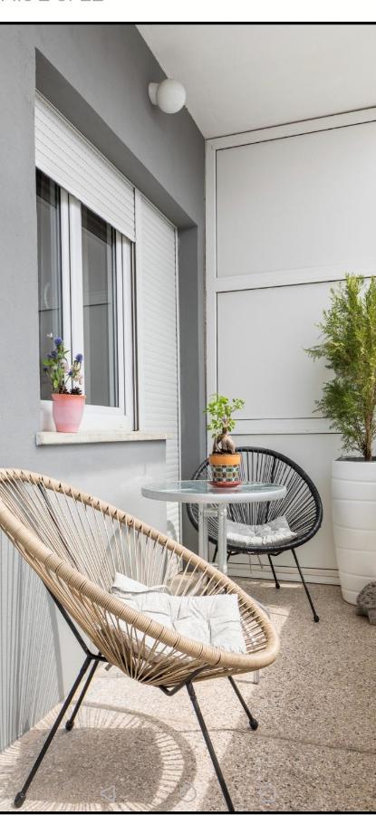 Mary Apartman