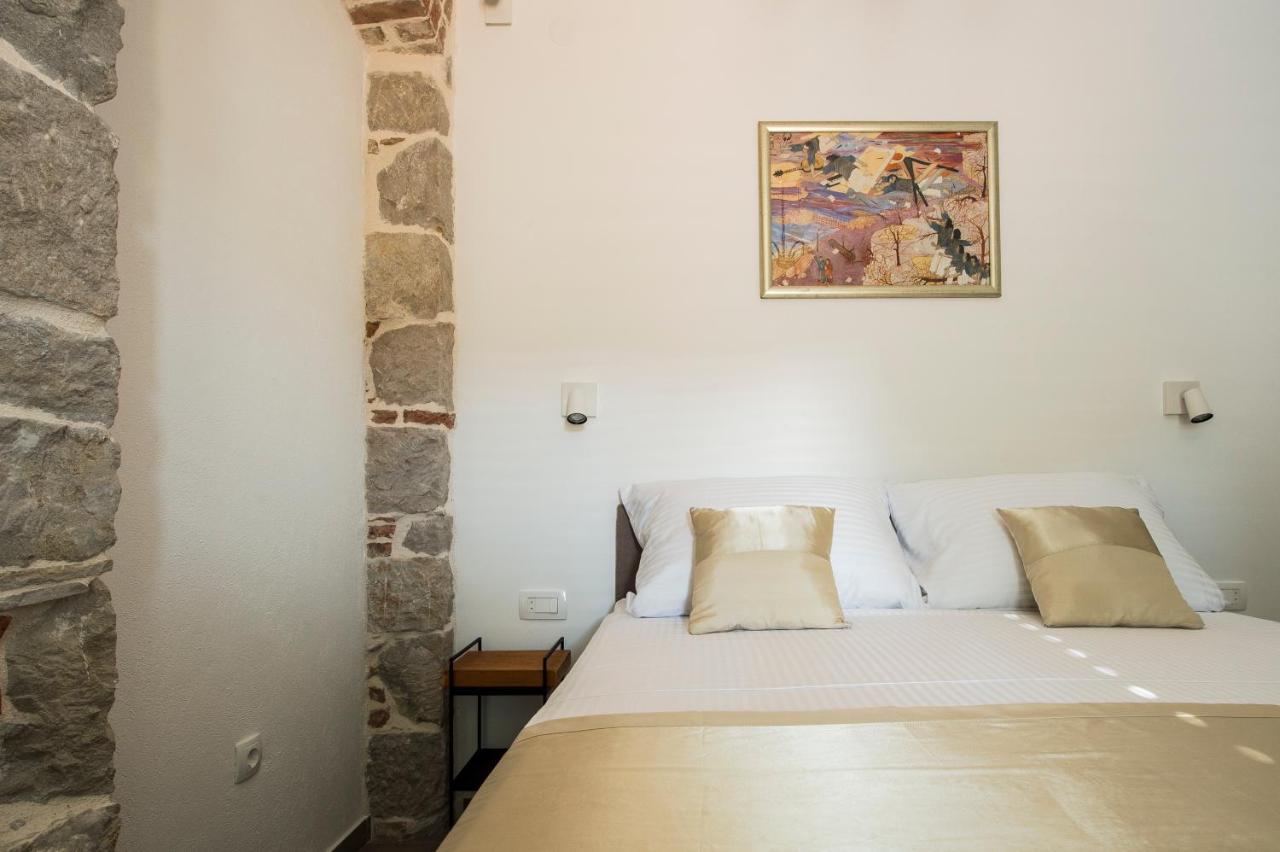Memento - In The Heart Of Old Town Apartman