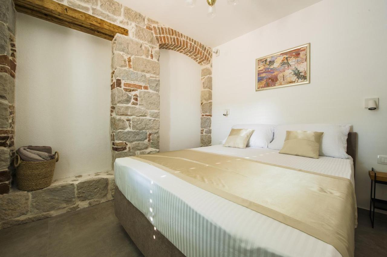 Memento - In The Heart Of Old Town Apartman