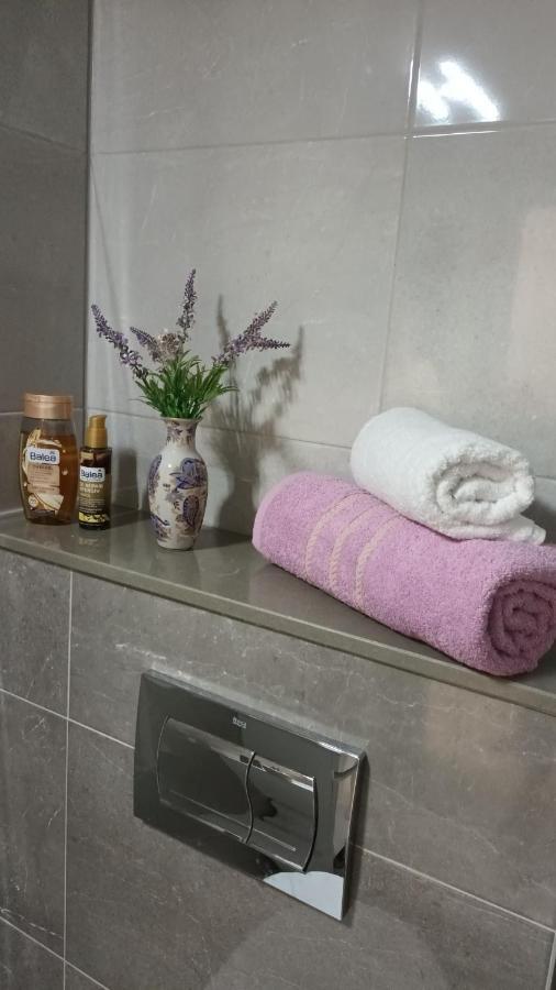 Leona Apartment-perfect For Four Apartman Split