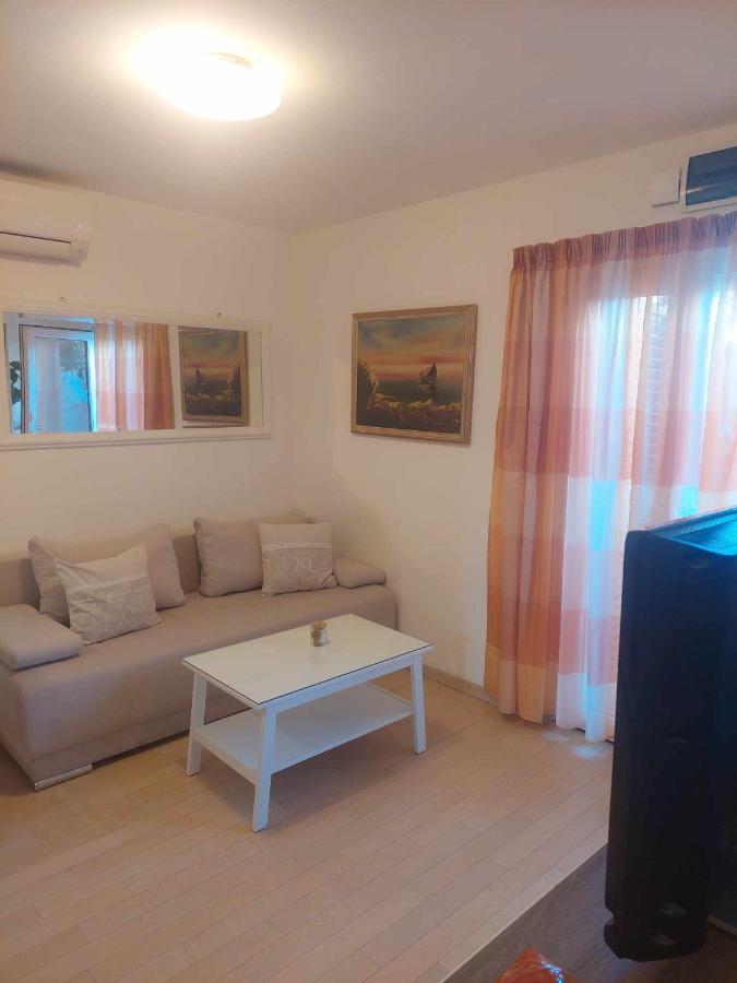 Holiday Apartamento *