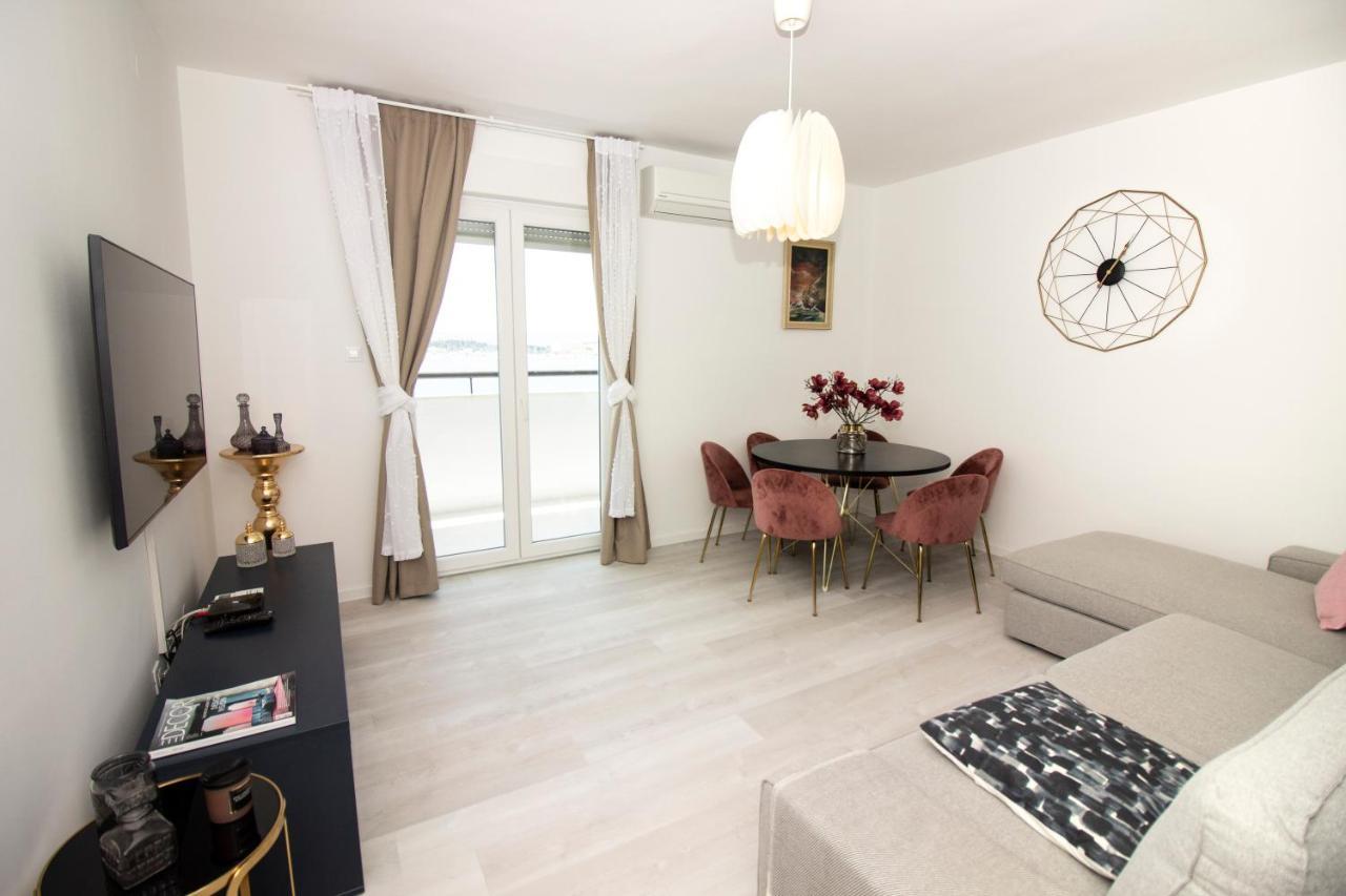 Sea La Vie Centre Apartment *