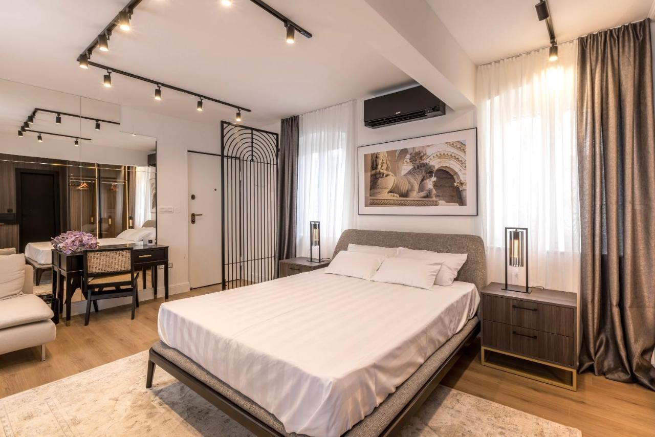 Palazzo Romano 2 Apartment *