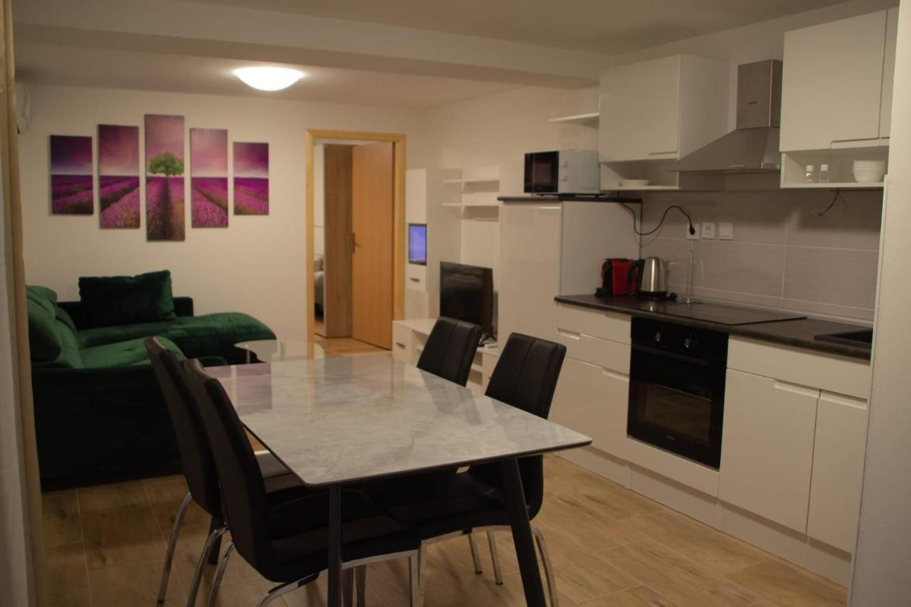 Apartment Cosy Charming Near The Palace Split