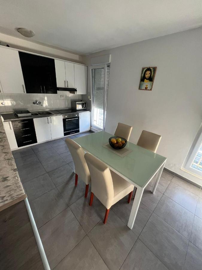 Apartman Duzel Apartment Split