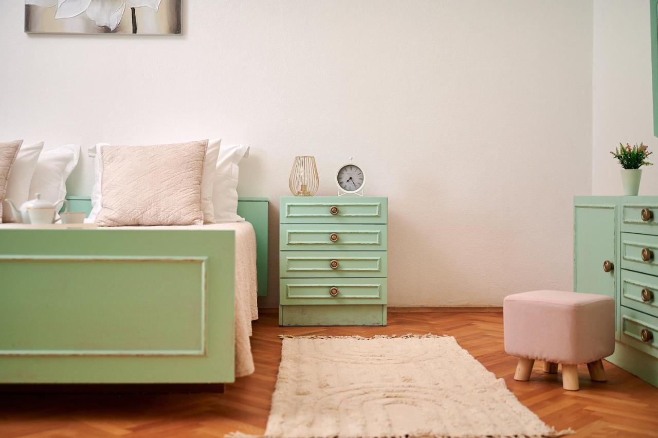 Boris Apartment