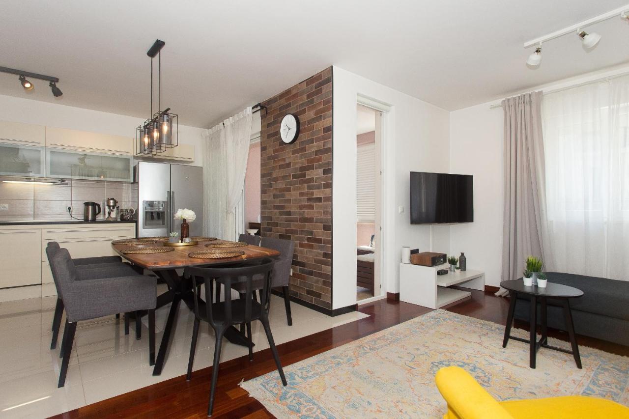 Apartment And Sea Premium - Private Parking In Centre *