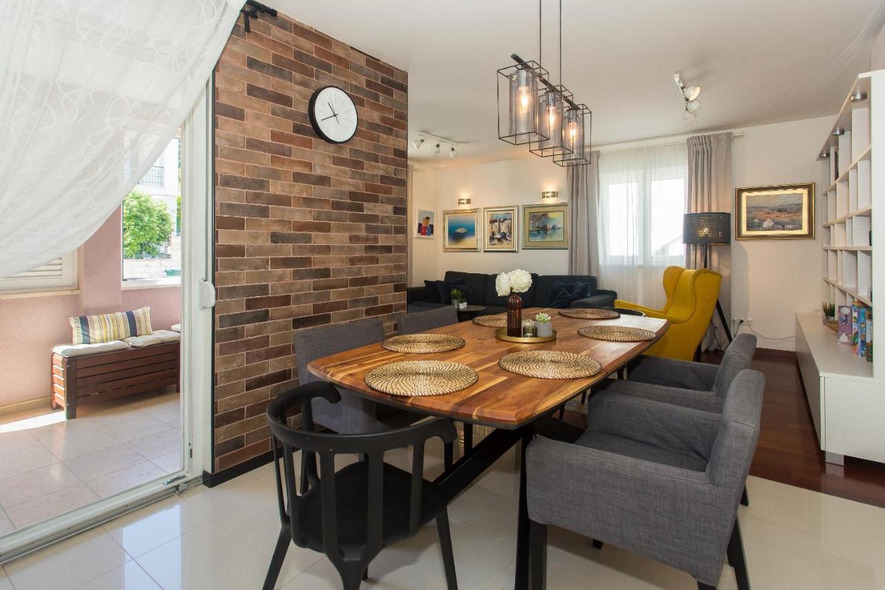 And Sea Premium - Private Parking In Centre Apartment
