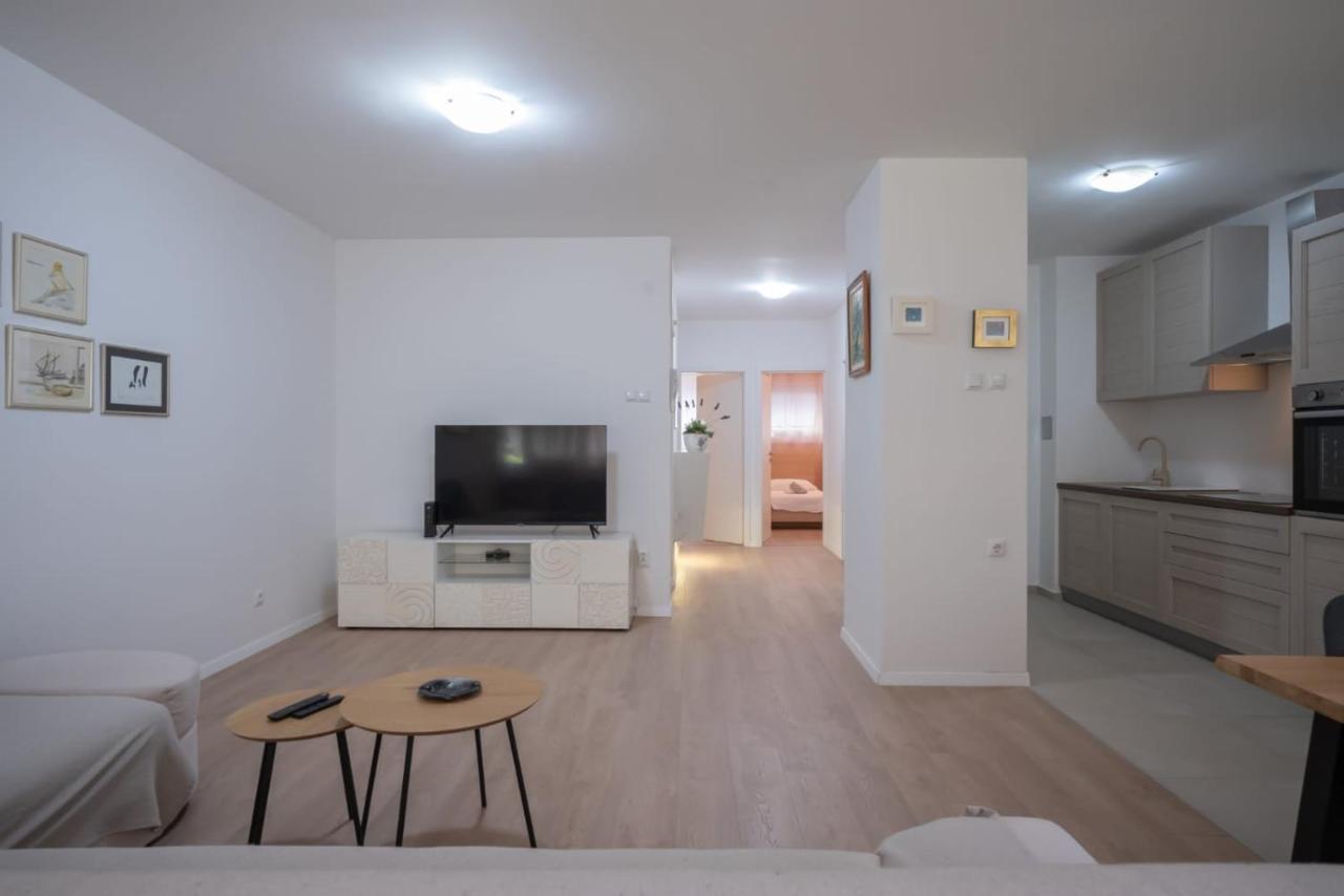 Apartment Apartman Mirjana
