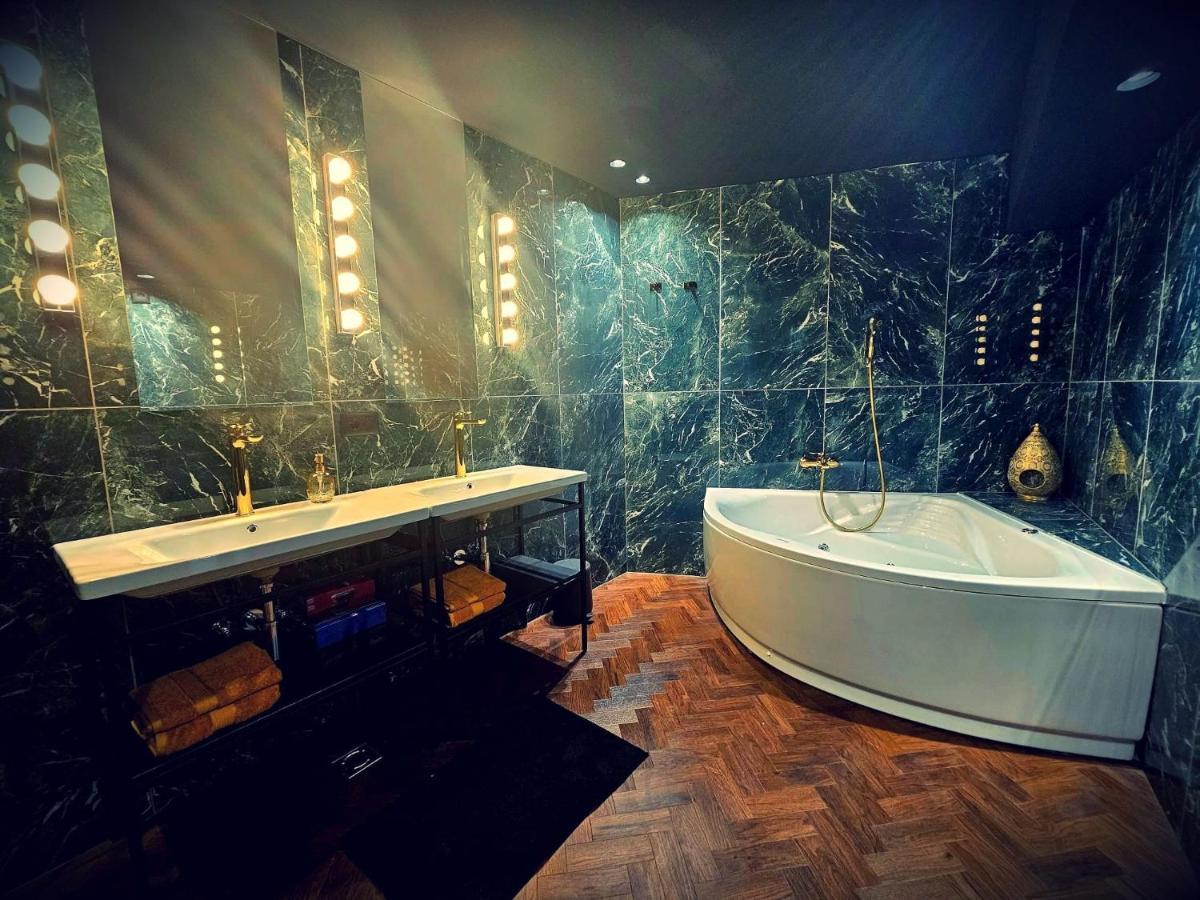 Booza 69 Luxury Apartment *