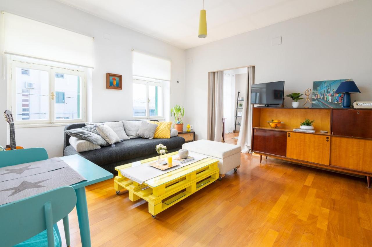 Apartment Moments From & Centre Old Town *