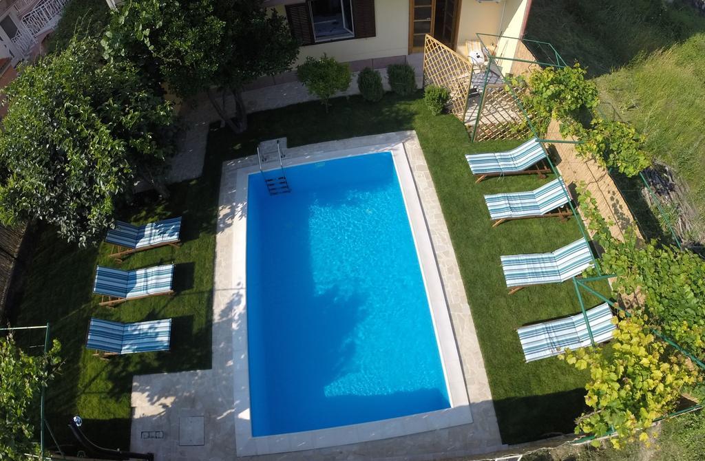Lara - Croatia Apartman *