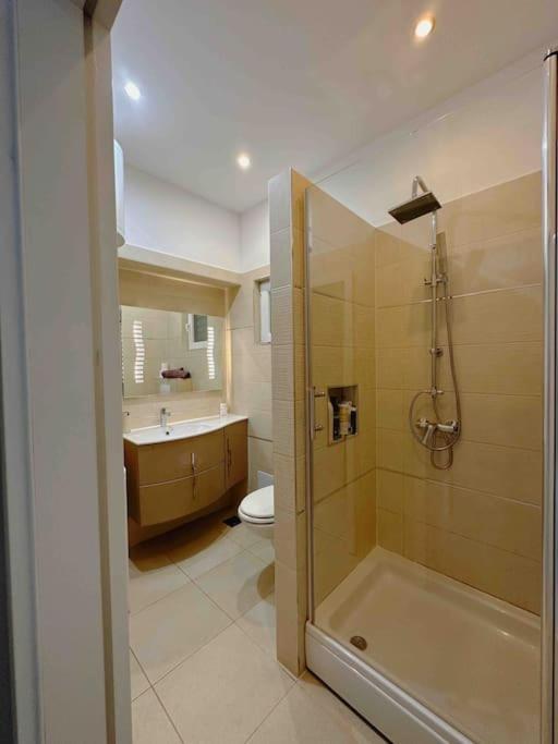 Apartment Modern For 2 In The Center Of The Town