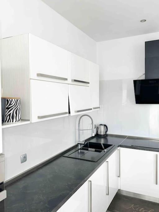 Modern For 2 In The Center Of The Town *