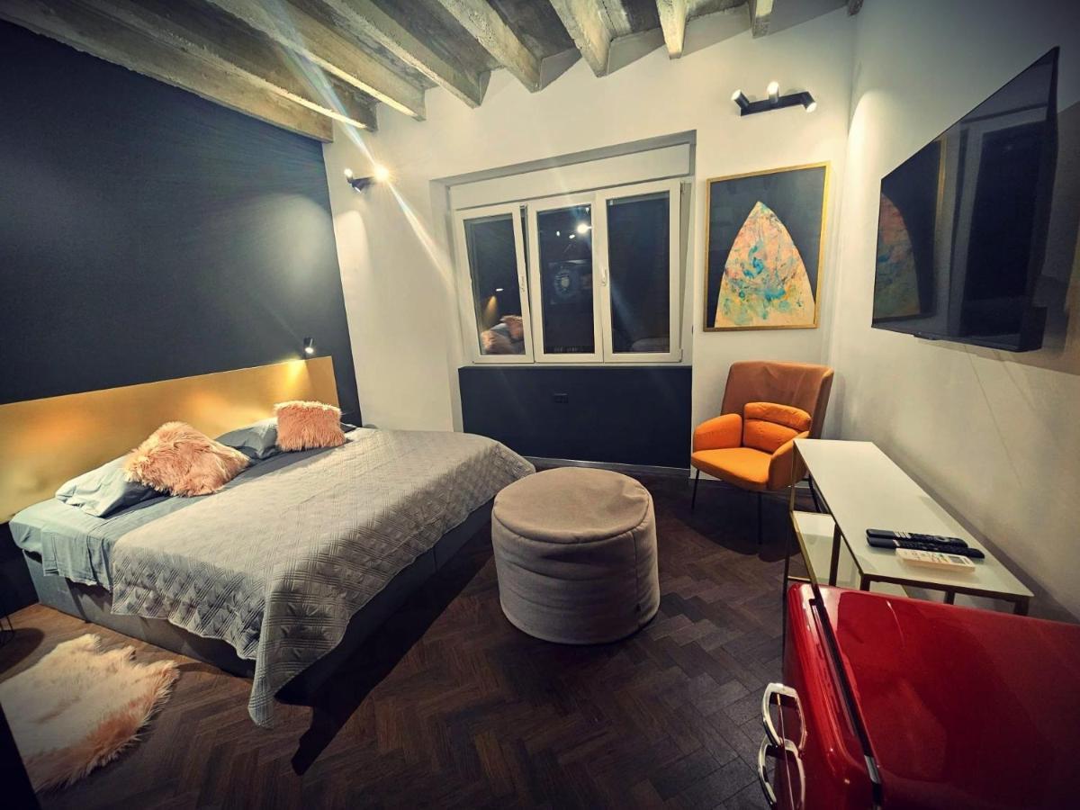 Booza 9 Luxury Split
