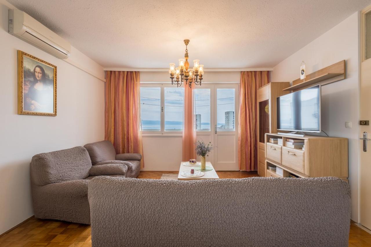 Apartment Issa & Sea View Split