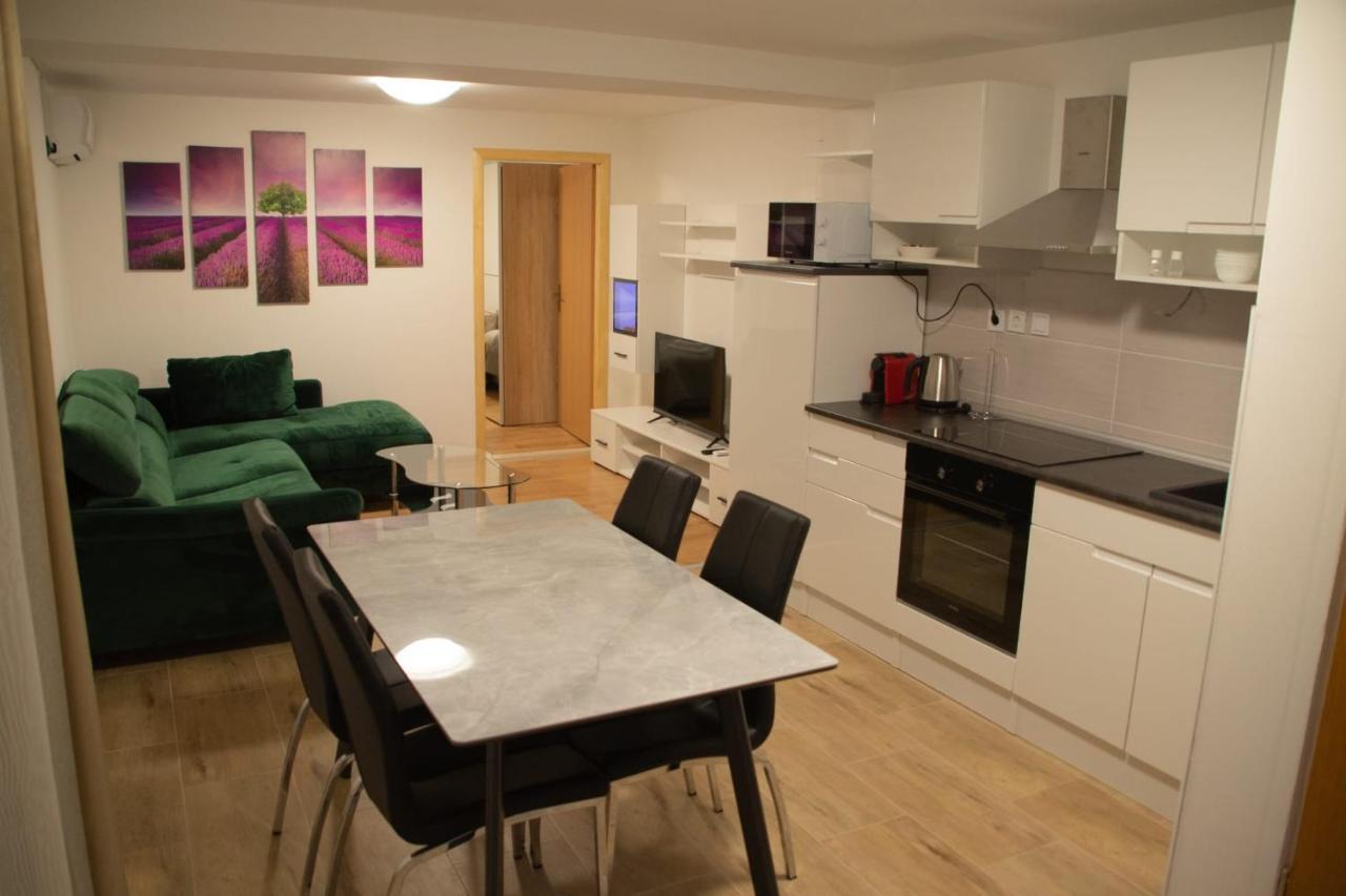 Cosy Charming Near The Palace *