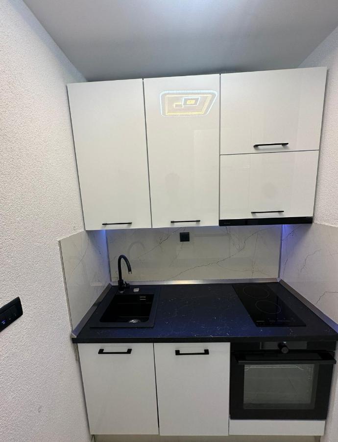 Apartment Cloud9 Split