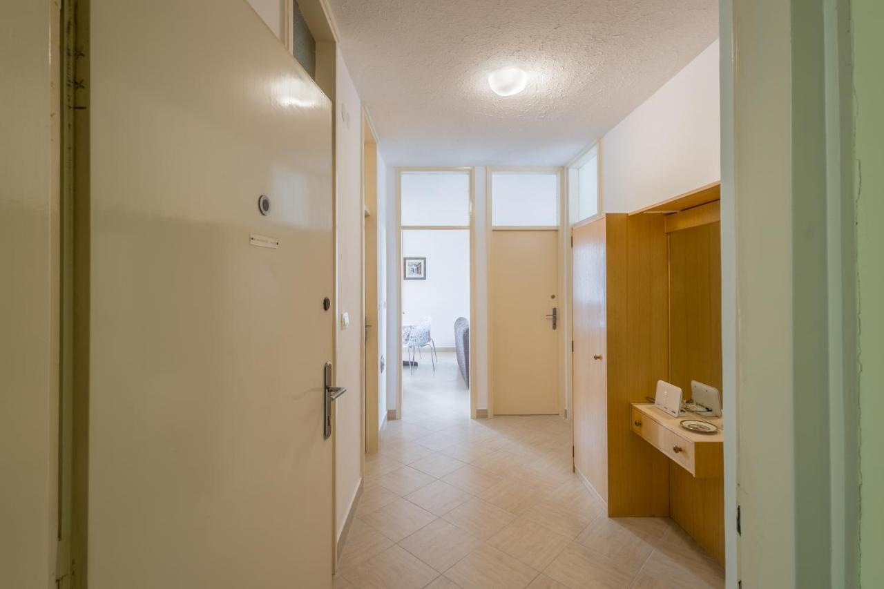 Apartment Issa & Sea View Split
