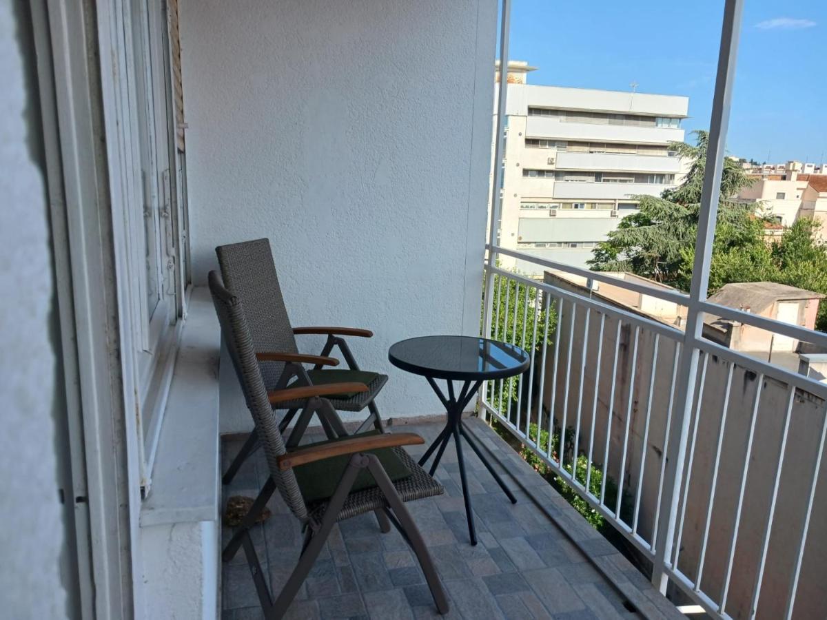 With Private Toilet And Balcony In Center In Shared * Split
