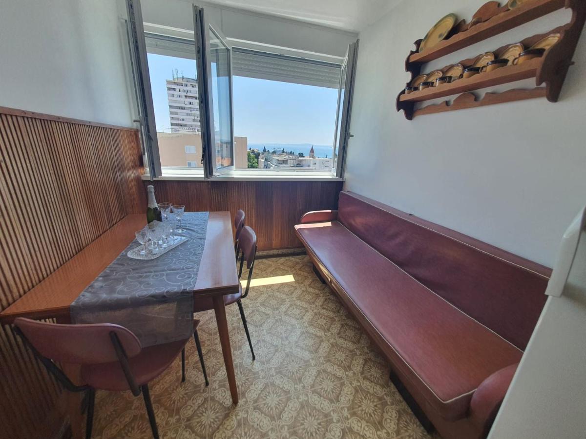 Experience Apt Apartment Split