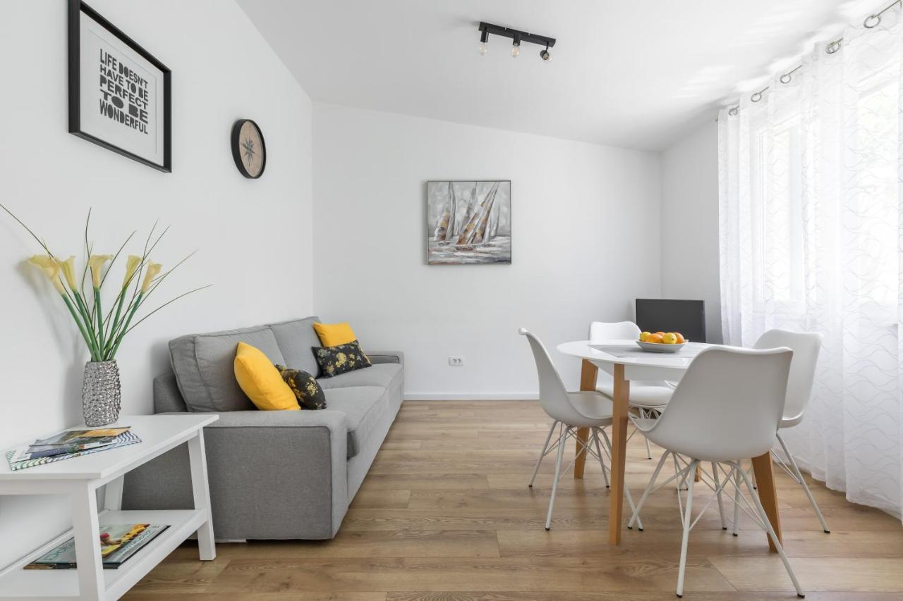 Tonina - House With Terrace, Jacuzzi, Free Parking Apartman