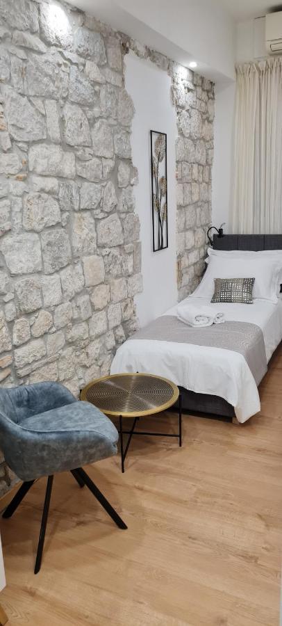 Riva Apartments 4*