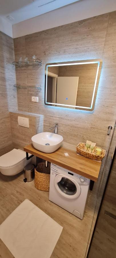Riva Apartments Guest house Split