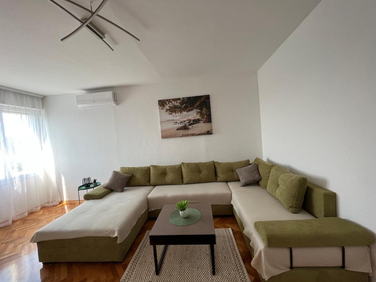 Apartment Tomaky