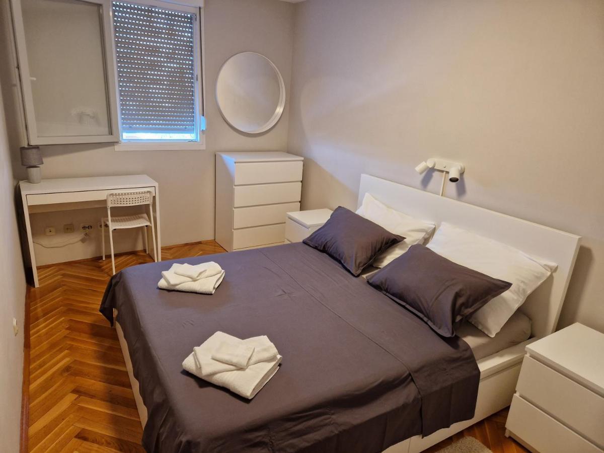 Josip Apartment *
