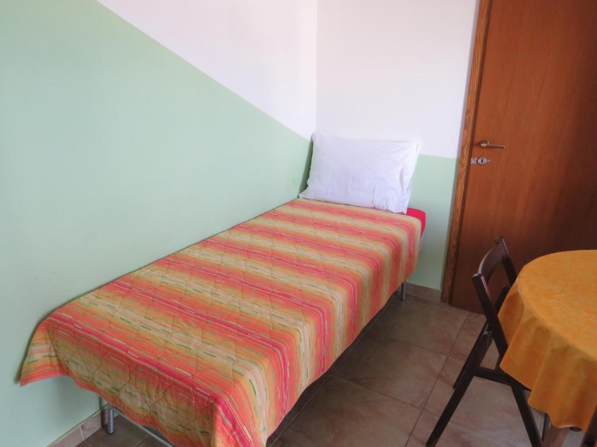 Ante Apartment *