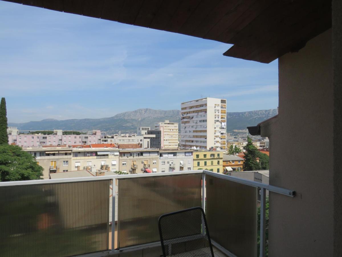 Ante Apartment Split