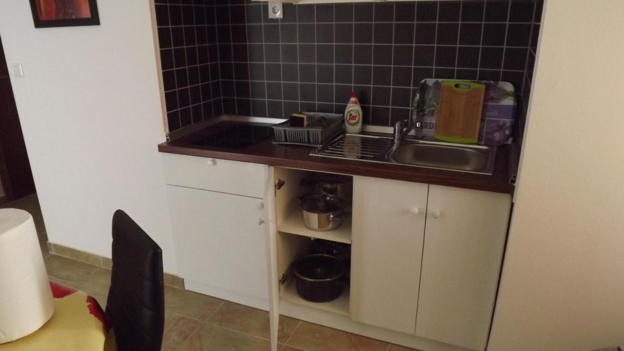 Apartment Ante Split