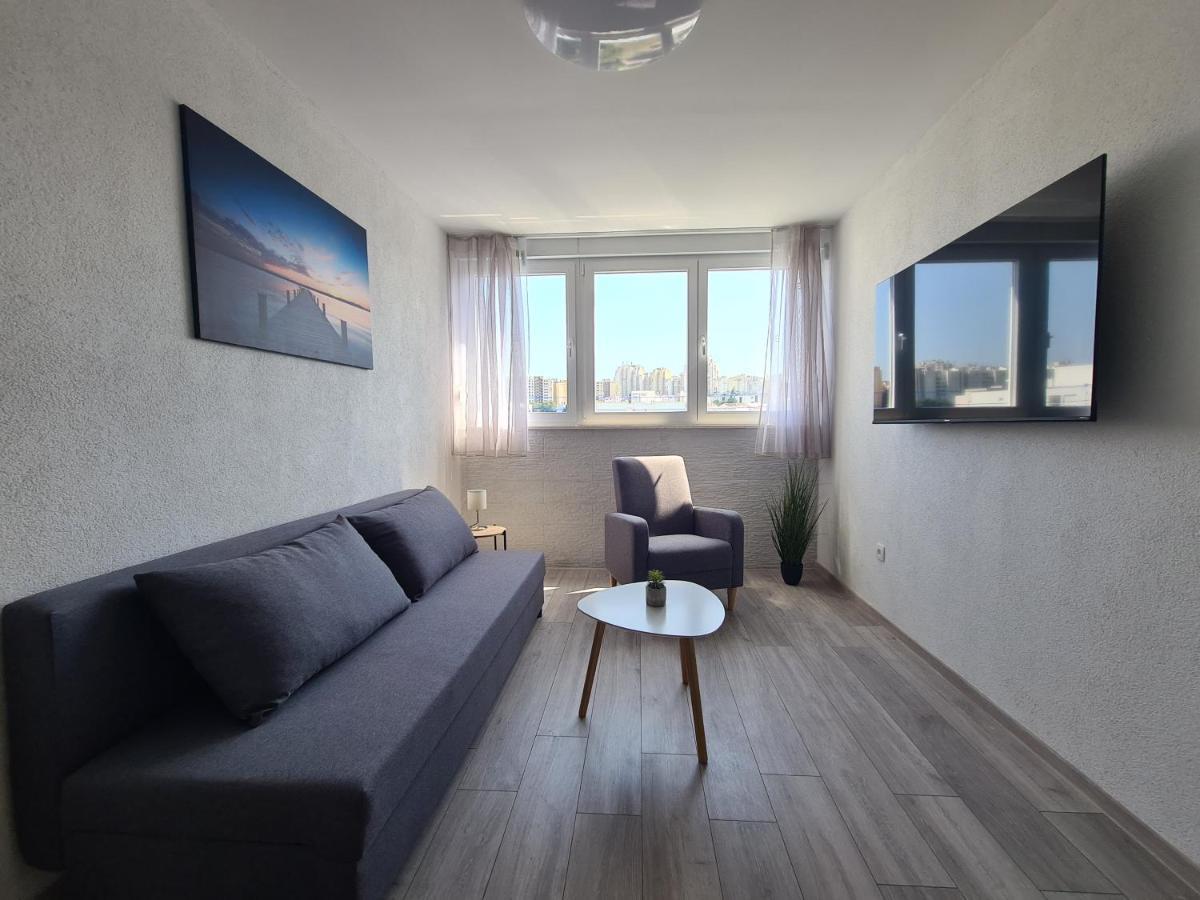 Miro Apartment