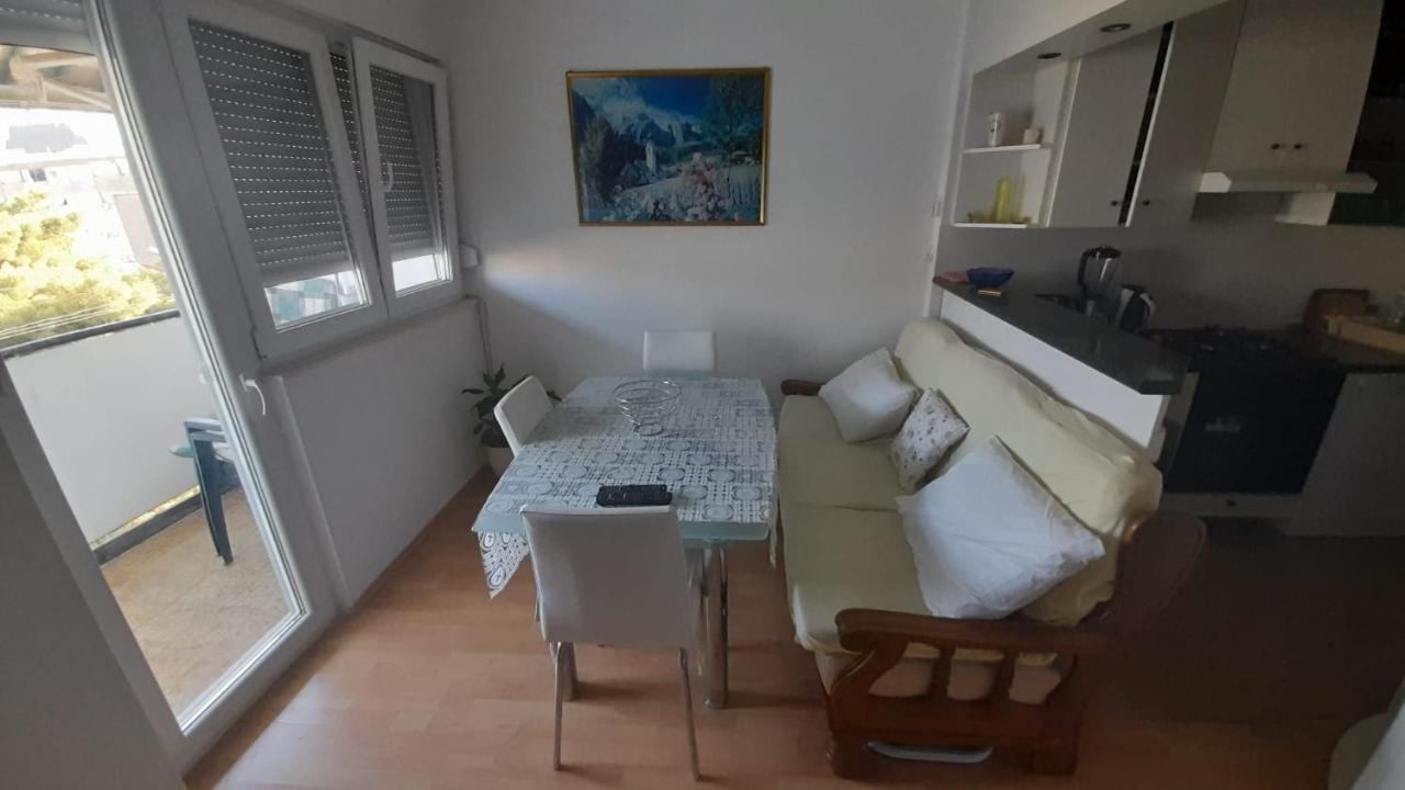 Apartment Adriana *