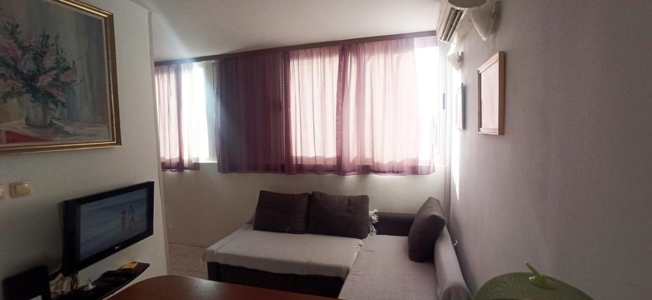 M Apartman