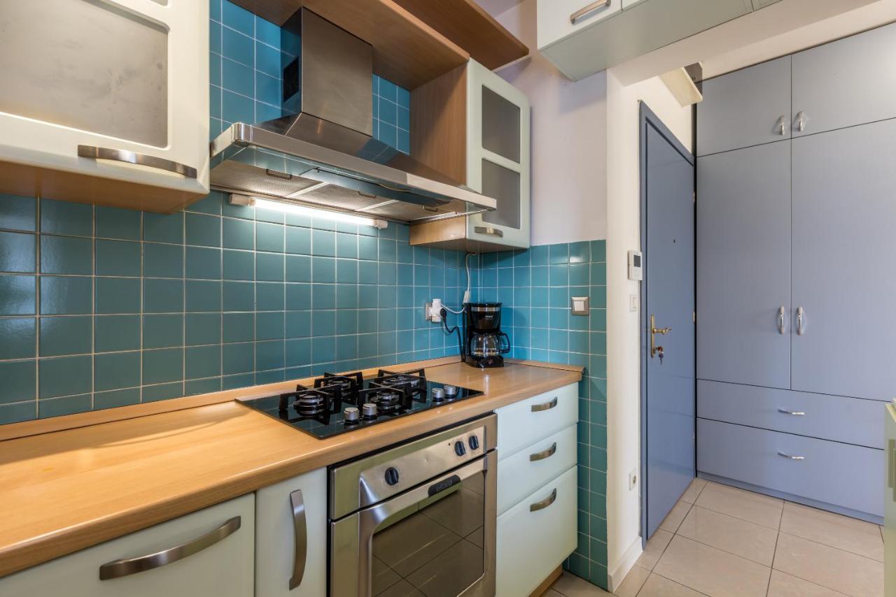 Hana Apartment Split
