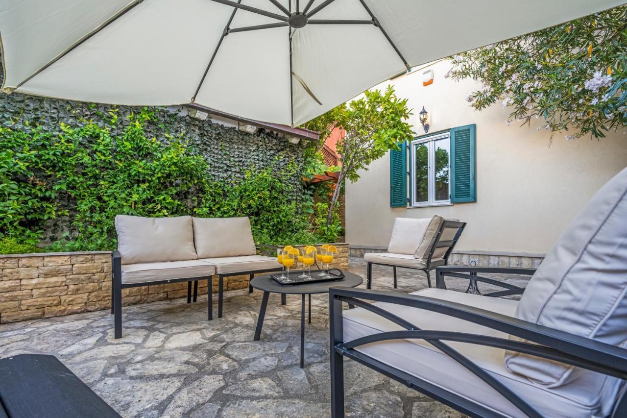 Boutique Anna Varos Villa Split