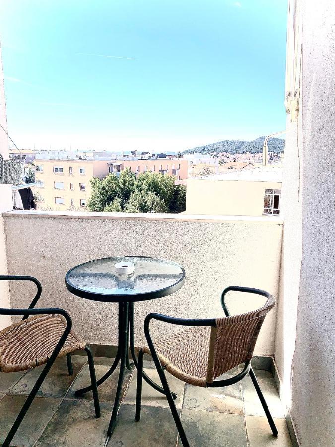 Capital Apartment