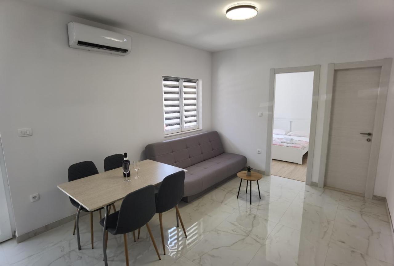 Apartment Nina