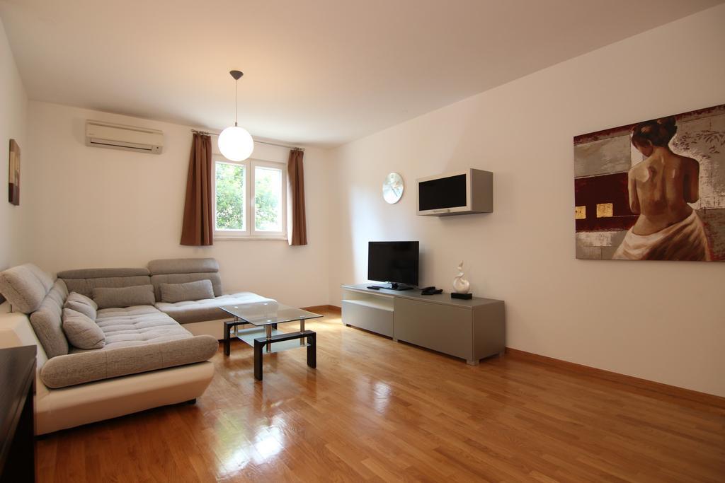 My Place Apartment *