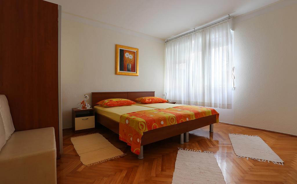 Apartment Dante *