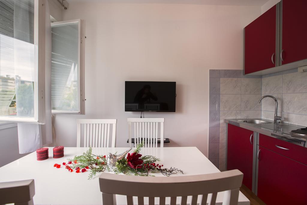 Apartment Dante *