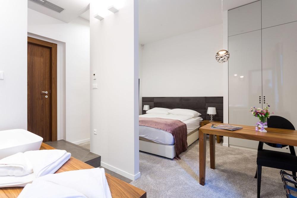Starlight Luxury Guest house