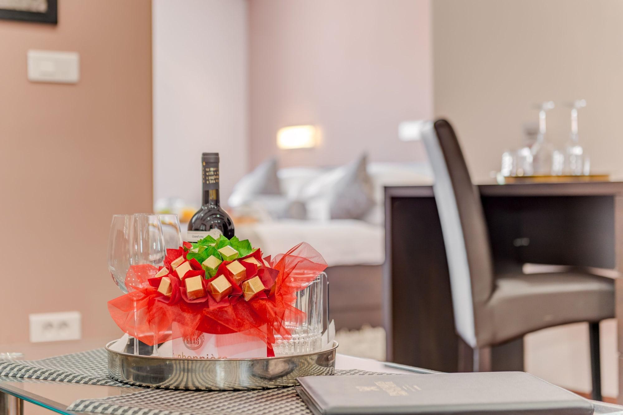 Palace Heritage - Adults Only 4*
