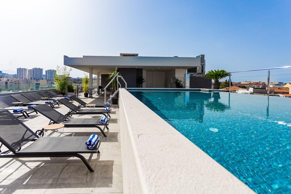 Art Hotel 4*