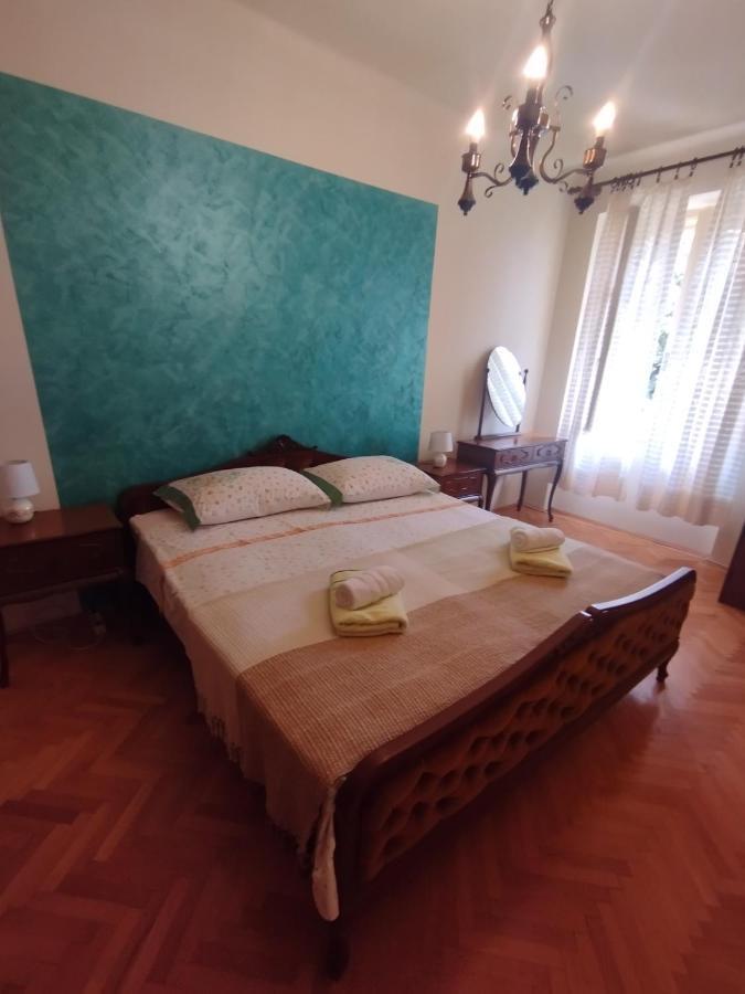 Apartment Bugenvilija Split
