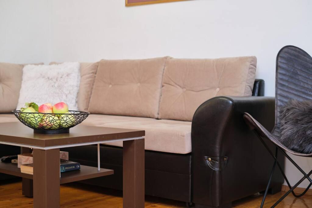 Galeriana Palace By Litto Apartment
