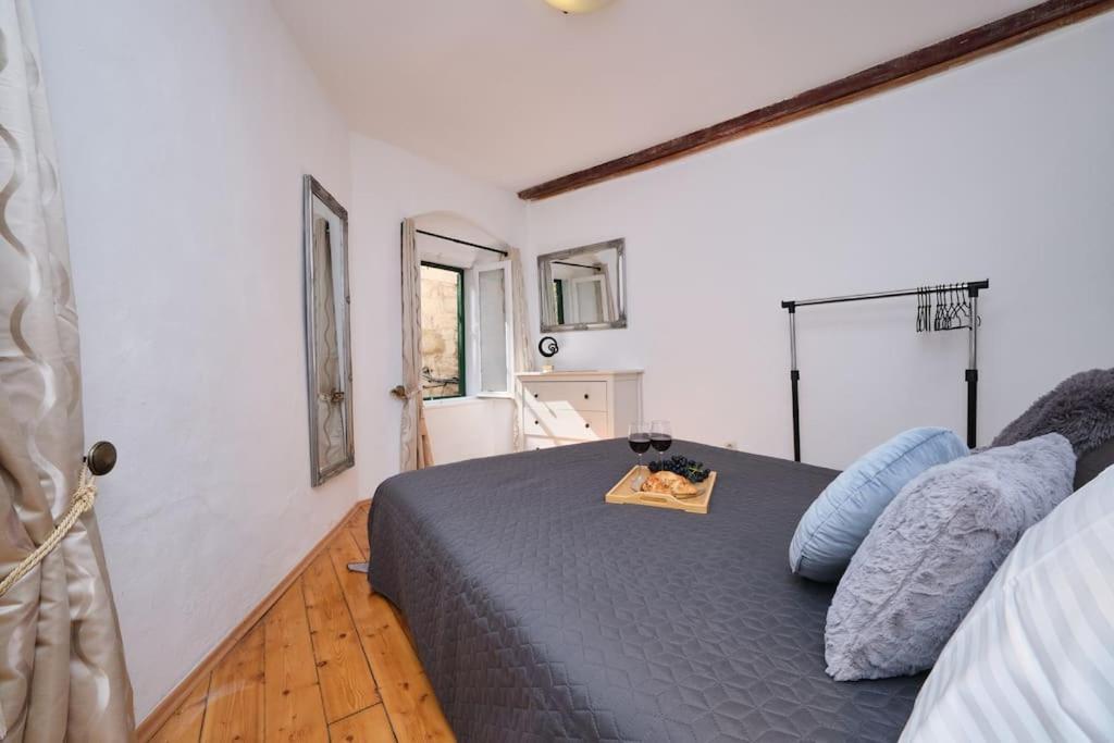 Galeriana Palace By Litto Apartment Split